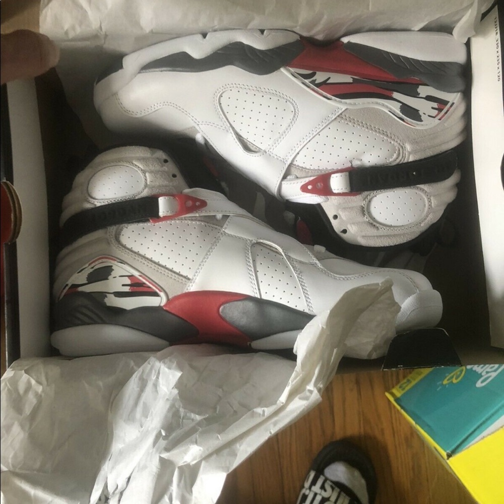 New in box Jordan’s Retro 8 White/Red-True Red